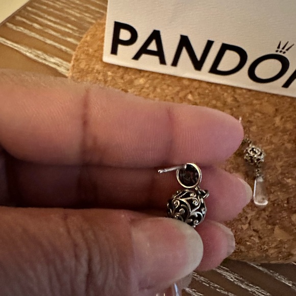 Pandora sterling silver earrings - Picture 4 of 5